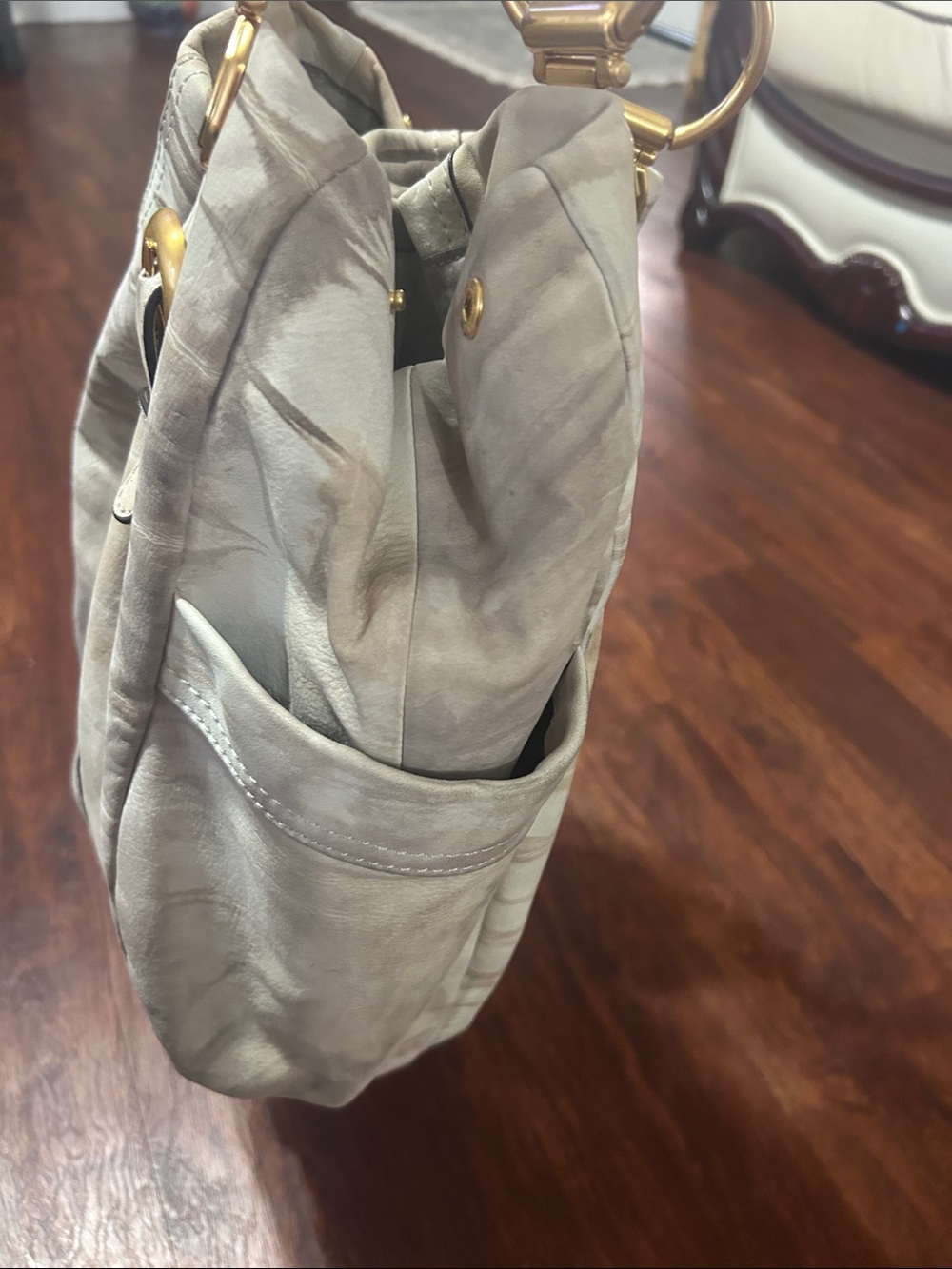 b. makowsky Beige and Light Gray Tie-Dye Leather Shoulder Bag with Gold Hardware - Picture 12 of 14